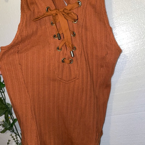 FREE PEOPLE- Ribbed Tank- Tie Front - Picture 5 of 6